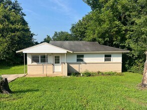 Building Photo - 197 Wilkenson Dr NE