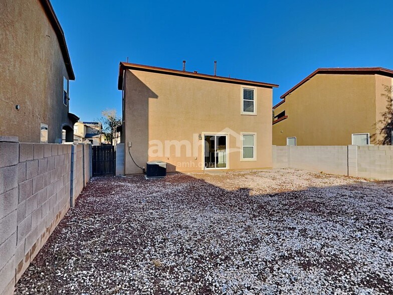 Building Photo - 6769 S Aquiline Dr