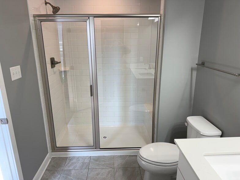 Building Photo - 310 Helenium Dr