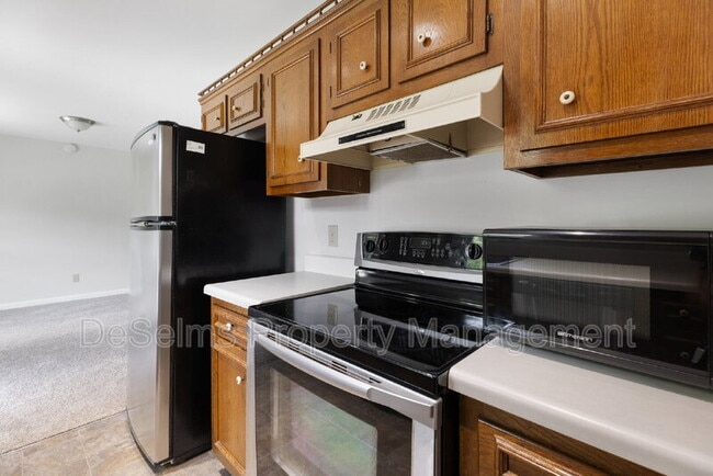 Building Photo - 3204 Blackwood Dr