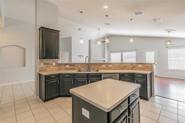 Building Photo - 506 Stiles Dr