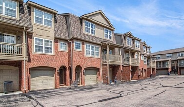 Building Photo - 3051 Barclay Way