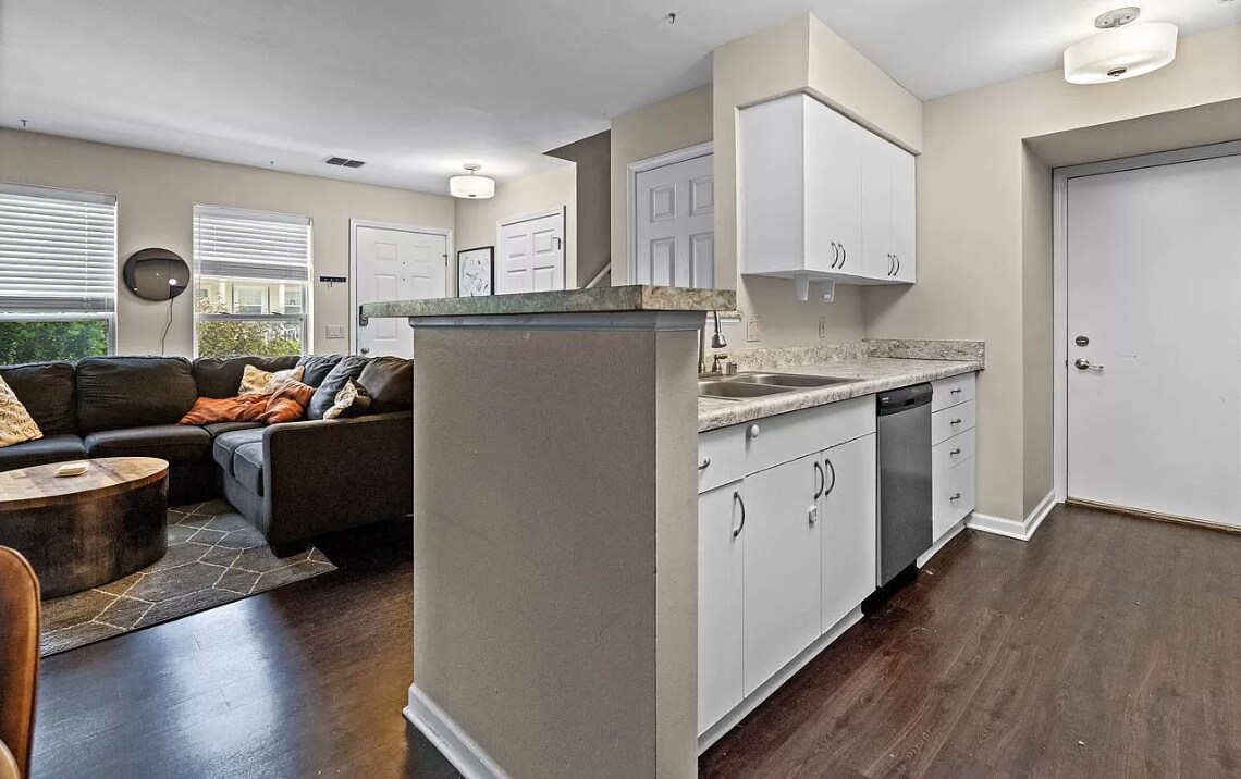Building Photo - 2836 Holborn Cir