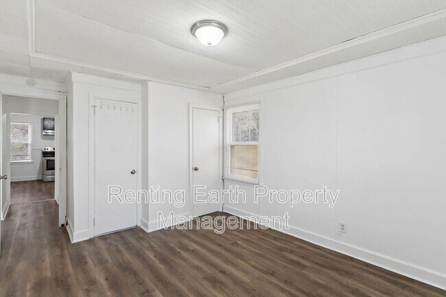 Building Photo - 5515 Wilborn Dr