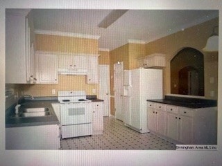 Building Photo - 142 Calumet Dr