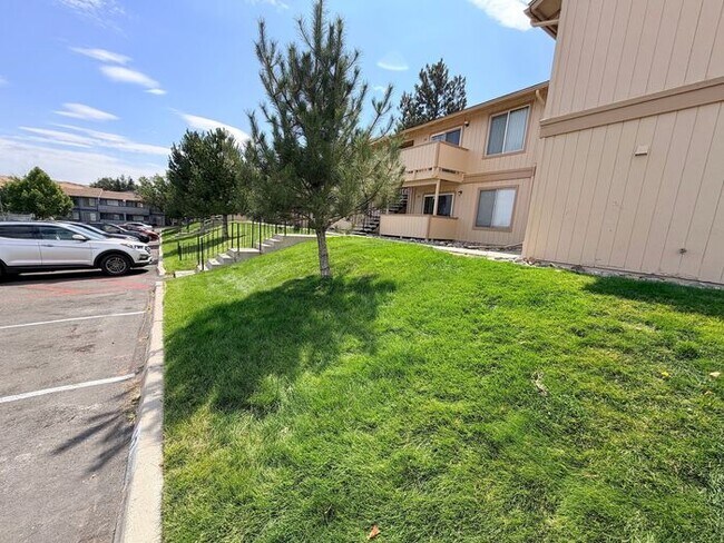 Building Photo - North Reno Wildcreek Garden Condos Upstairs 2 Bedroom