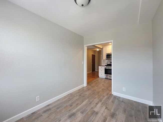 Building Photo - Newly Renovated Home BOOTH MEMORIAL AVE
