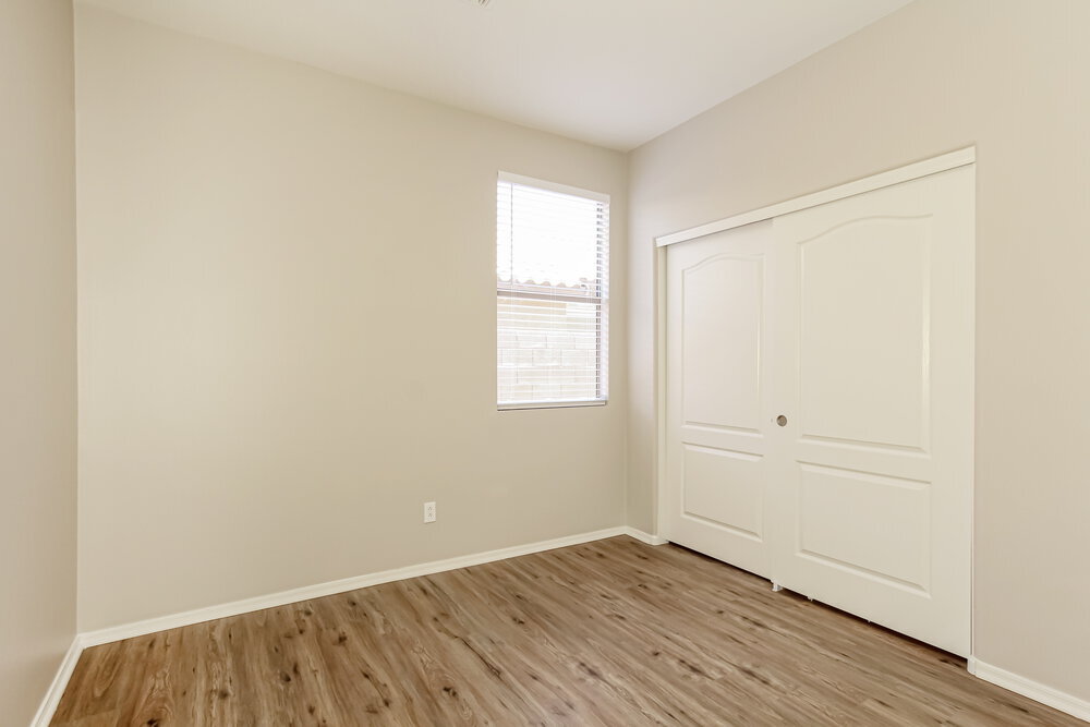 Building Photo - 9450 W Ross Ave