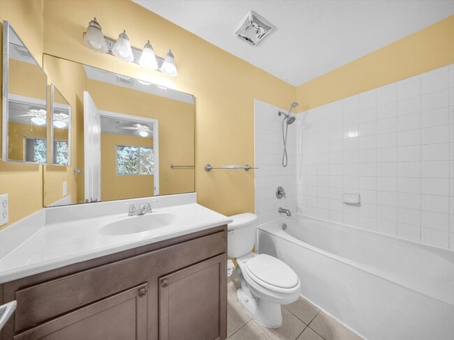 Building Photo - 21223 NW 14th Pl