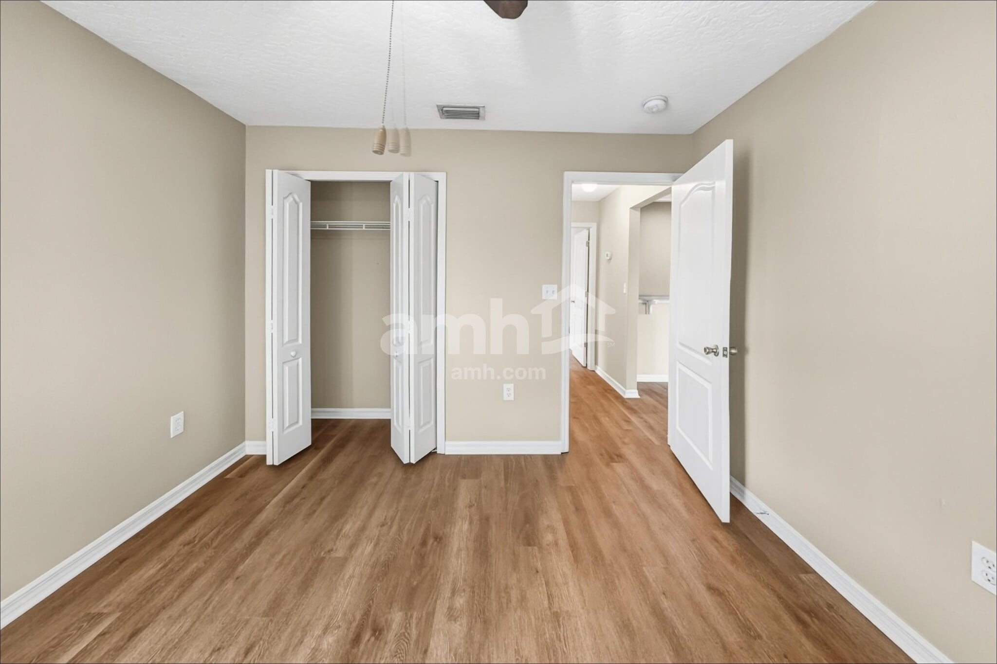 Building Photo - 1323 Old Millpond Rd