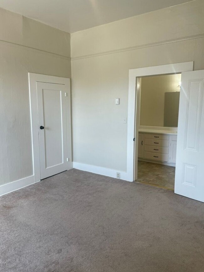 Building Photo - 912 Soquel Ave