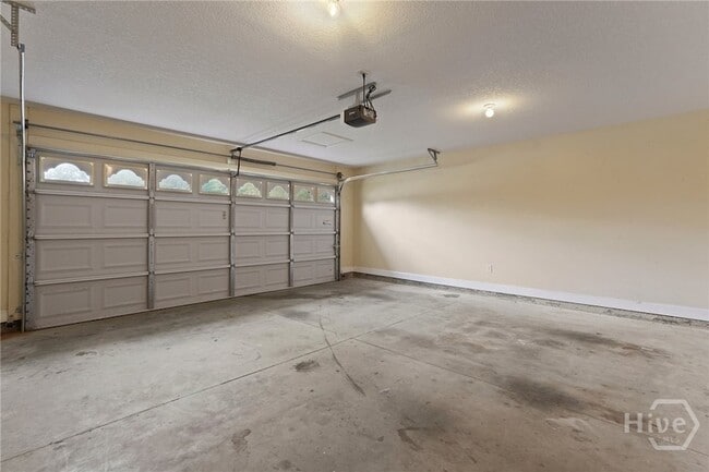 Building Photo - 220 Augusta Way