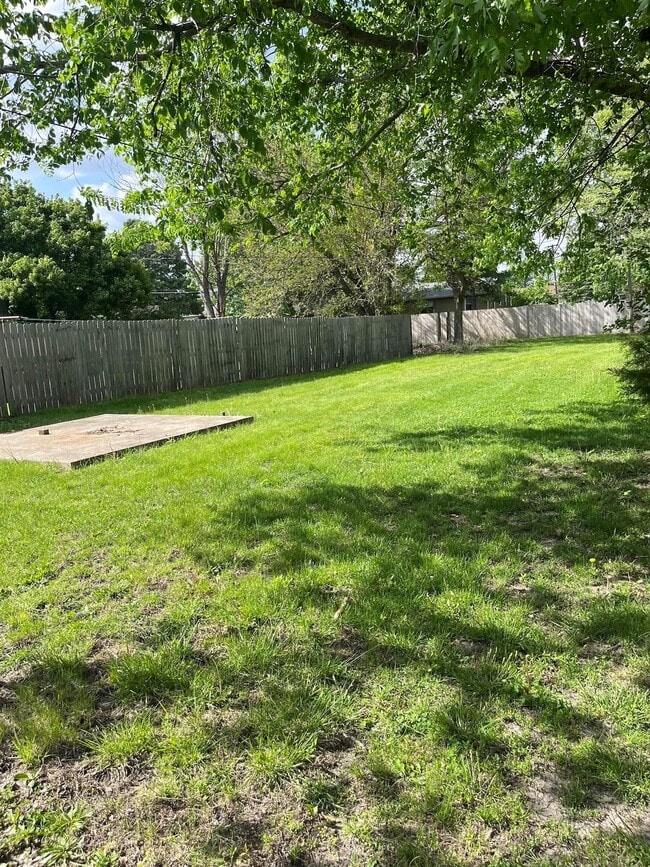 Building Photo - 319 Pennsylvania-