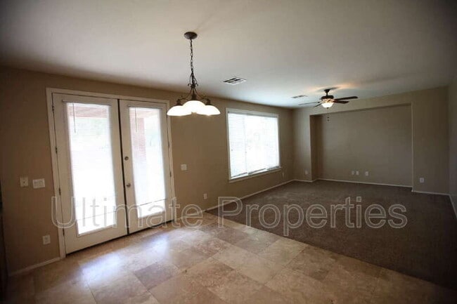 Building Photo - 15145 W Elm Cir