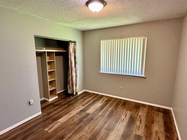 Building Photo - A Great Home in the Heart of Benton