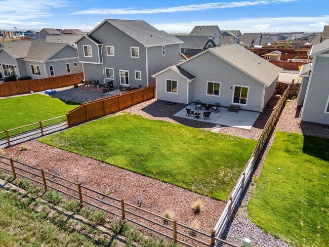 Building Photo - 13170 Valley Peak Dr