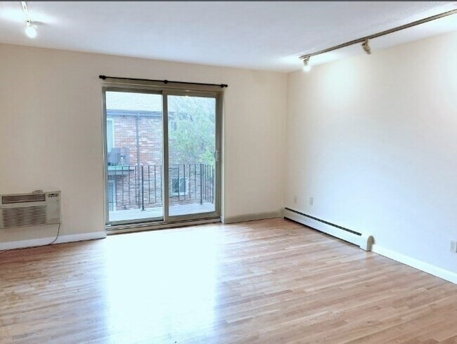 Building Photo - 32 Westgate Rd