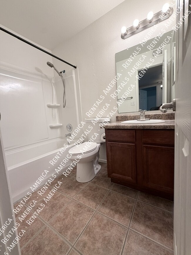 Building Photo - 1254 N 85th Pl