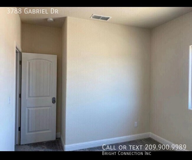 Building Photo - 3788 Gabriel Dr