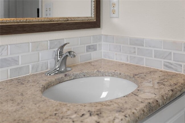 Building Photo - 1524 Florentino Ln