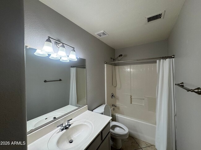 Building Photo - 14634 W Marcus Dr