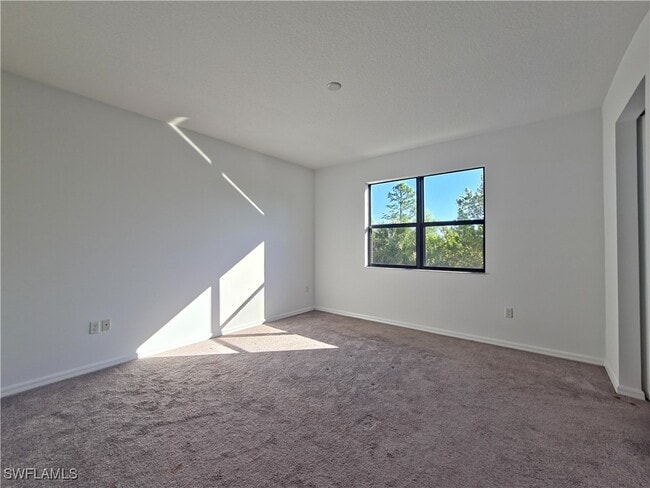 Building Photo - 8923 Madrid Cir