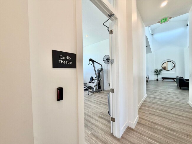 Building Photo - 3BR Condo in The Exchange | Garage, Pool & Minutes to Silicon Slopes