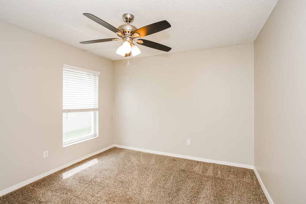 Building Photo - 2909 Starmount Dr
