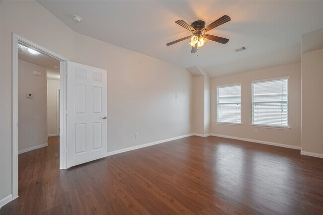 Building Photo - 6026 Stockholm Ct
