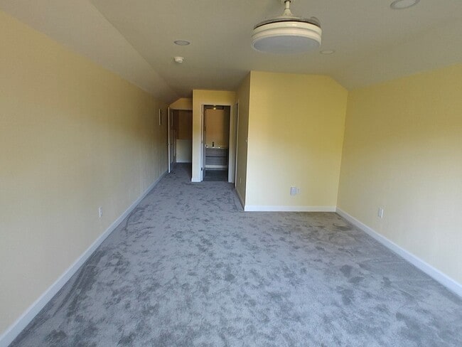 Building Photo - 3 Bedroom Single Family Home in Pleasant Hope