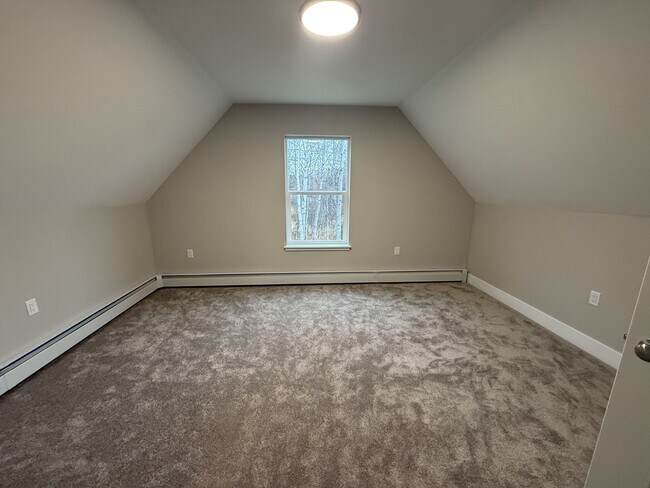 Building Photo - 9650 Herkimer Dr