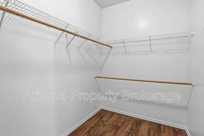 Building Photo - 13285 W Gelding Cir