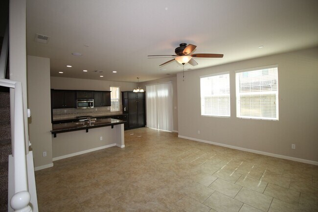 Building Photo - Cute Home in Fresno!