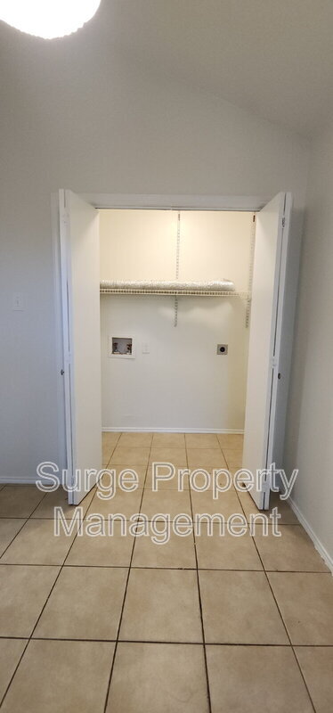 Building Photo - 9110 Lanham St