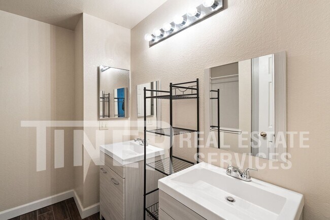 Building Photo - 4627 Forrester Way