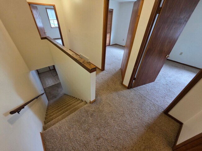 Building Photo - 4925 Coventry Ct