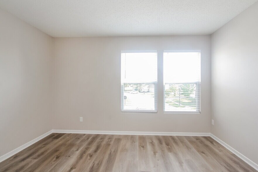 Building Photo - 9210 Centenary Ln