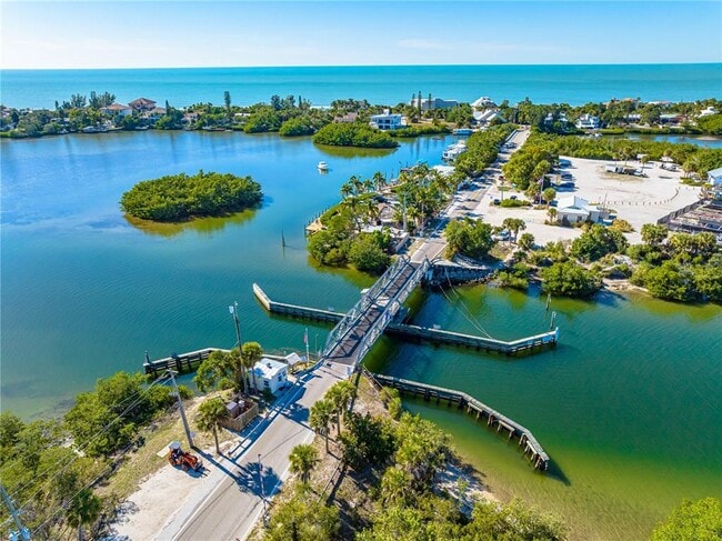 Building Photo - 3929 Waypoint Ave