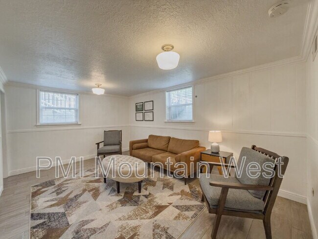 Building Photo - 2122 S 1800 E