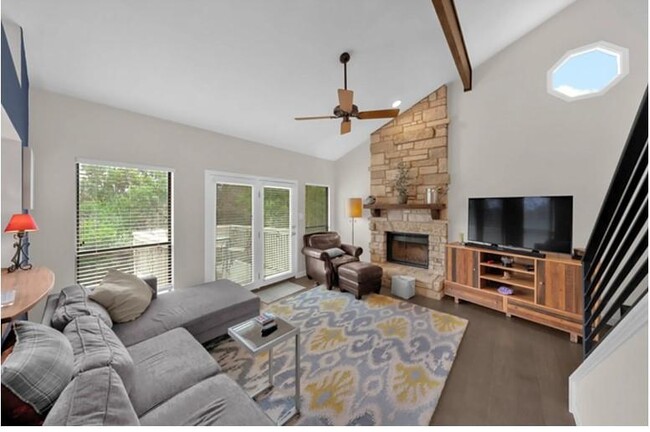 Building Photo - 4404 Travis Country Cir