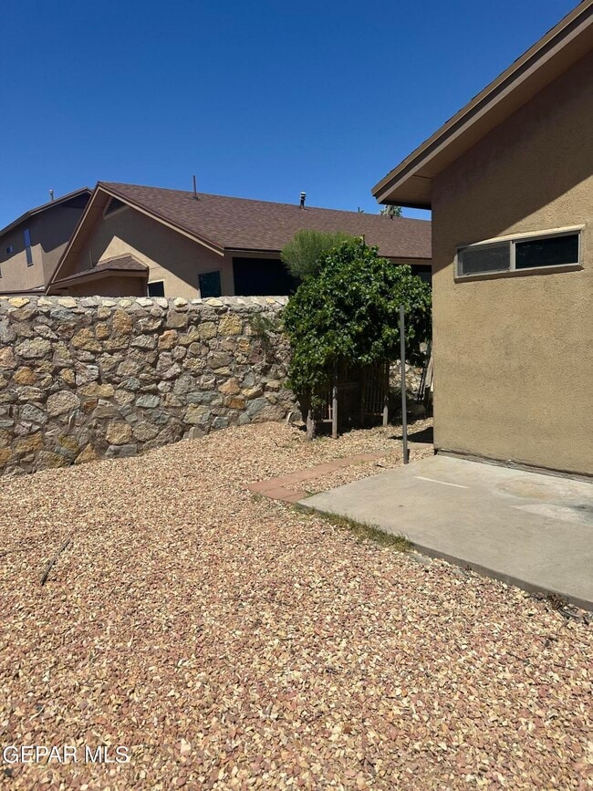 Building Photo - 11269 Bullseye St