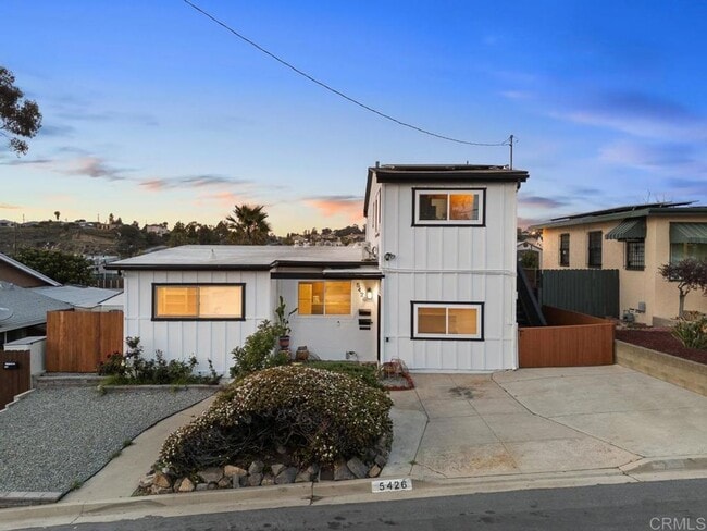 Primary Photo - Spacious Remodeled Home with Separate Apar...
