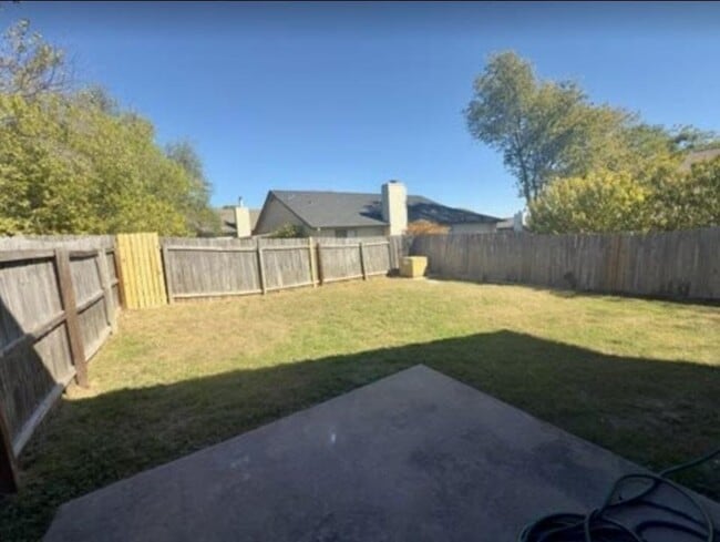 Building Photo - 2012 Margalene Way