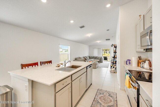 Building Photo - 1328 Colebrook Cir SW