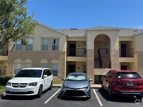 Building Photo - 2802 Club Cortile Cir