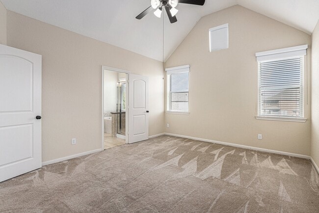 Building Photo - 12147 San Luca St