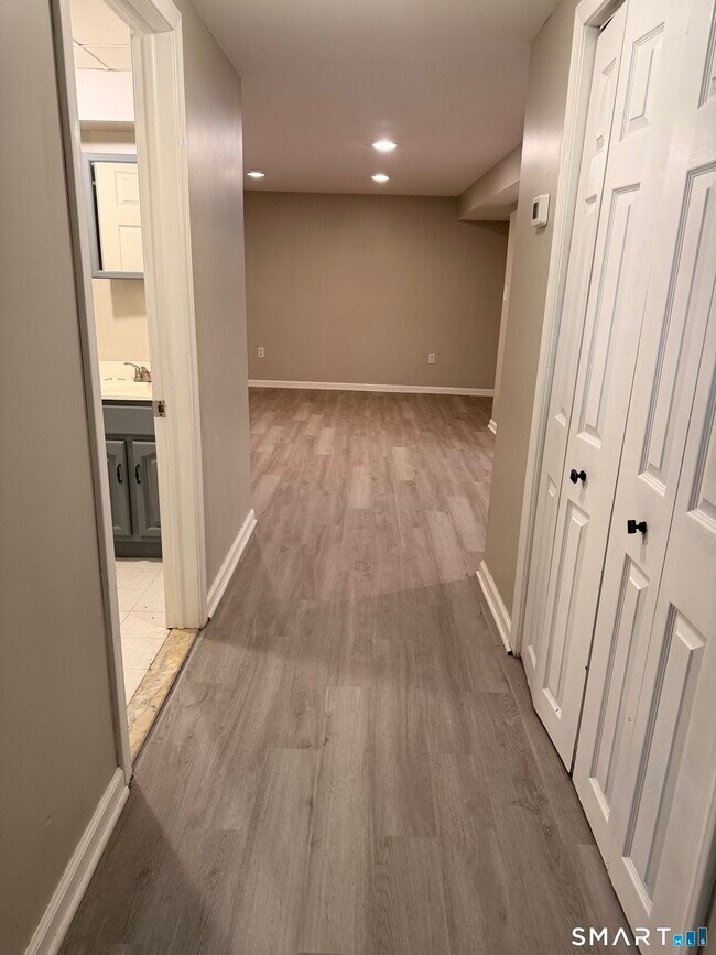 Building Photo - 32 Kaynor Dr