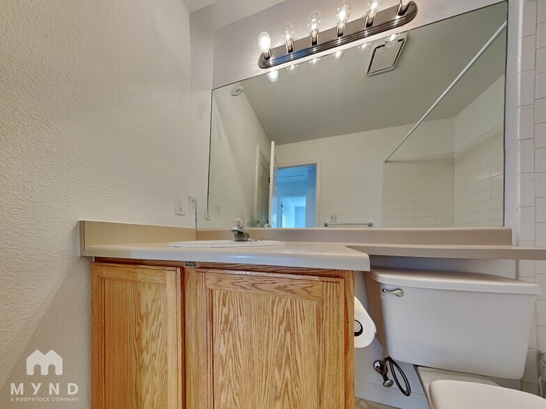 Building Photo - 7494 E Villanova Pl