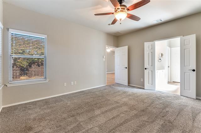 Building Photo - 8483 Davis Dr