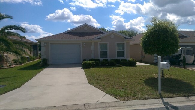 Building Photo - 3 bed, 2 bath 2 car garage